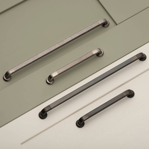 LAMBETH D Cupboard Handle - 2 sizes - 2 finishes (ECF FF13020/FF13060)