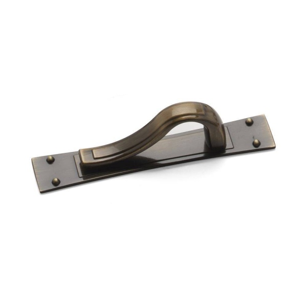 TITAN Latch & Backplate Cupboard Handle - 64mm h/c size - 2 finishes (ECF FF72664)